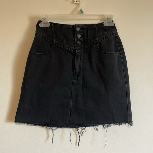 Hollister High Waist Denim Skirt 26 Black Jean 3 Frayed Faded Distressed Mini - Picture 1 of 13